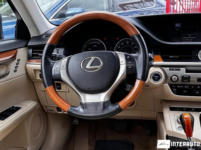 2013 Lexus ES 300h — Miniatură 7