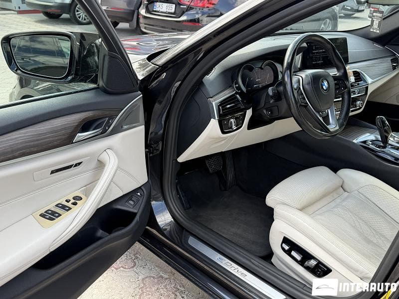 BMW 530e 2018 — Миниатюра 6