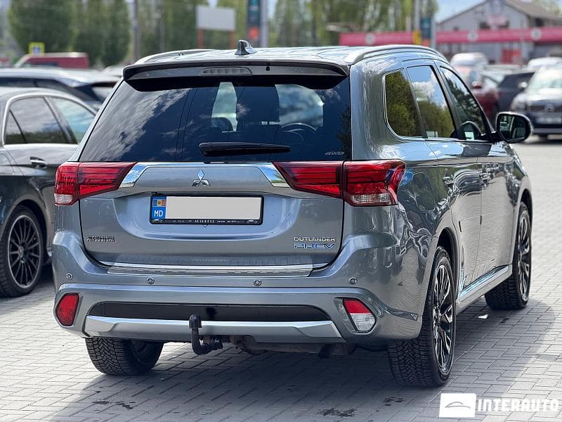 2015 Mitsubishi Outlander — Miniatură 2