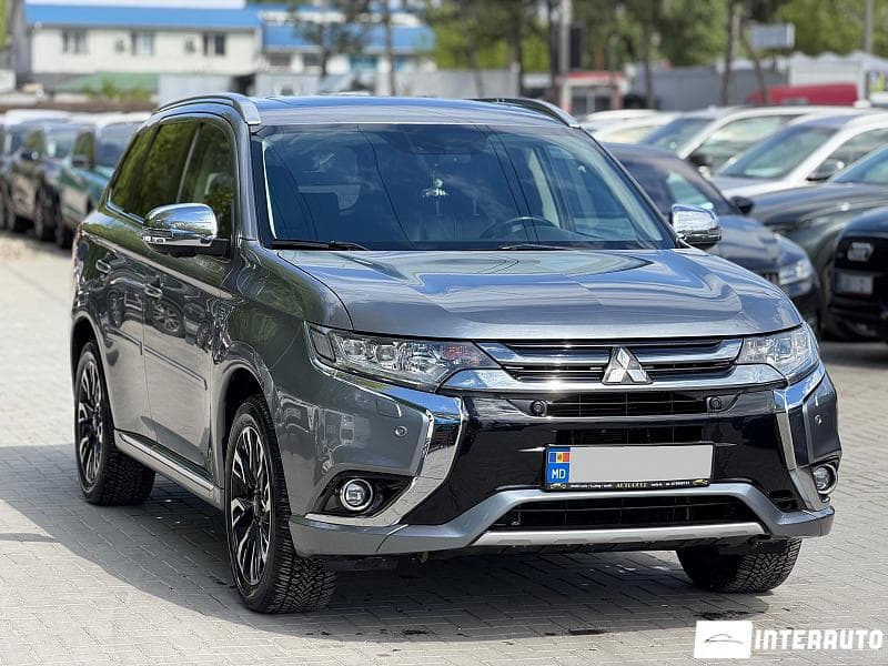 2015 Mitsubishi Outlander — Miniatură 3