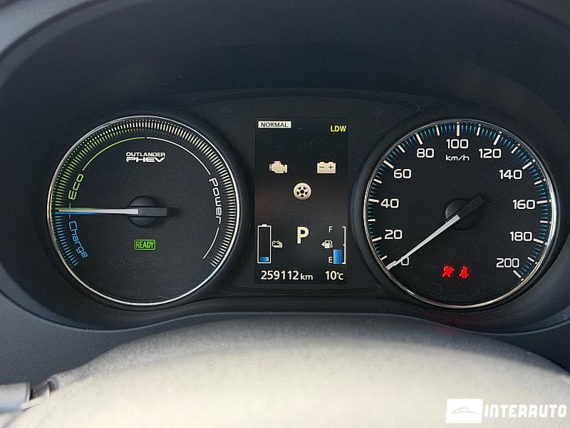 2015 Mitsubishi Outlander — Miniatură 11