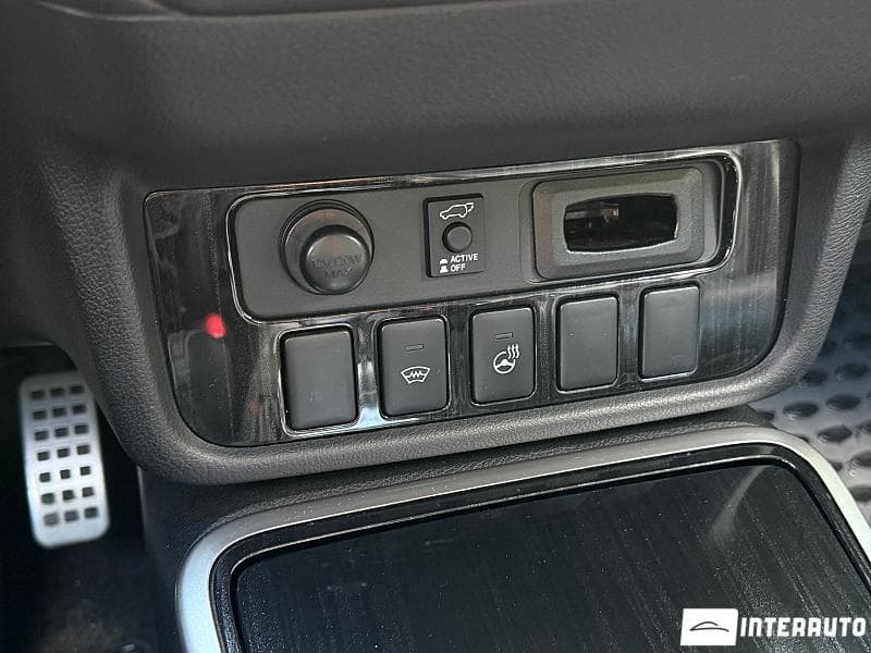 2015 Mitsubishi Outlander — Miniatură 14