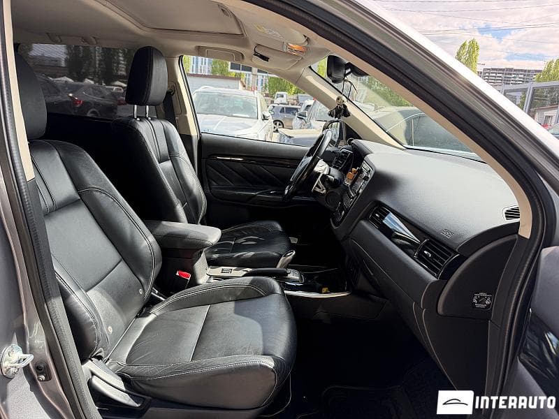 2015 Mitsubishi Outlander — Miniatură 17