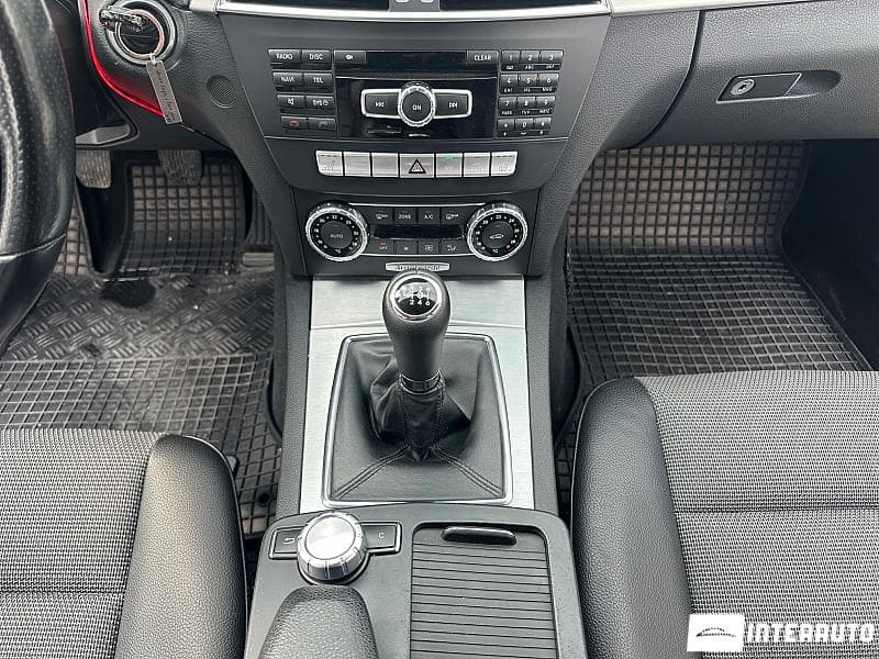 2011 Mercedes C 200 — Miniatură 11