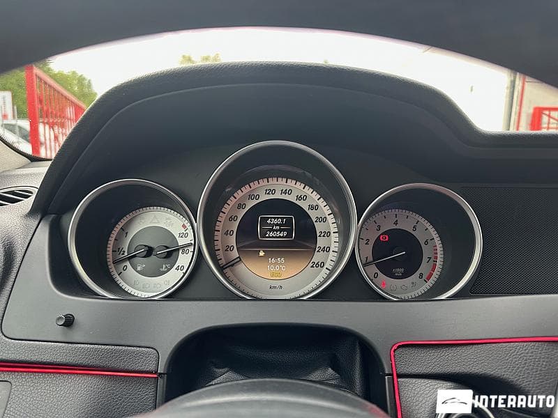 2011 Mercedes C 200 — Miniatură 9