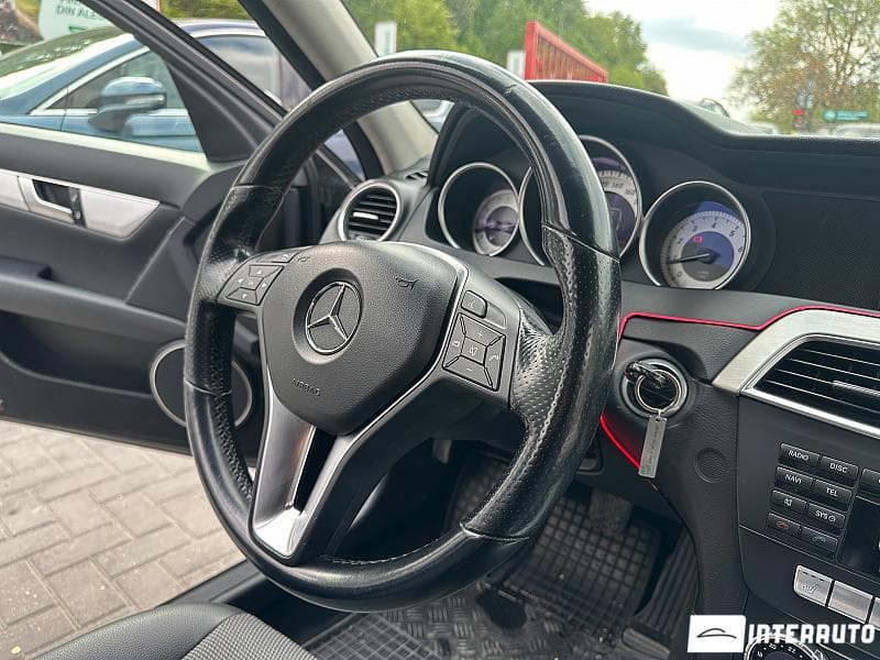 2011 Mercedes C 200 — Miniatură 8