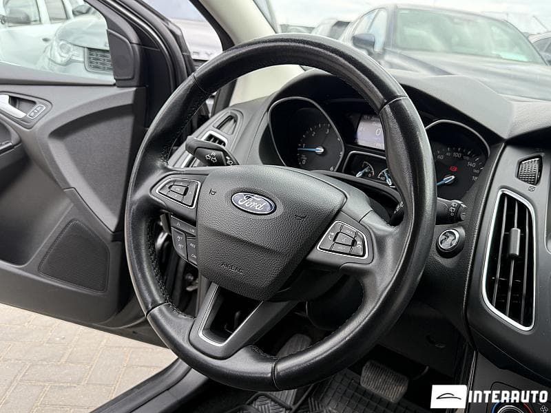 2015 Ford Focus — Miniatură 7