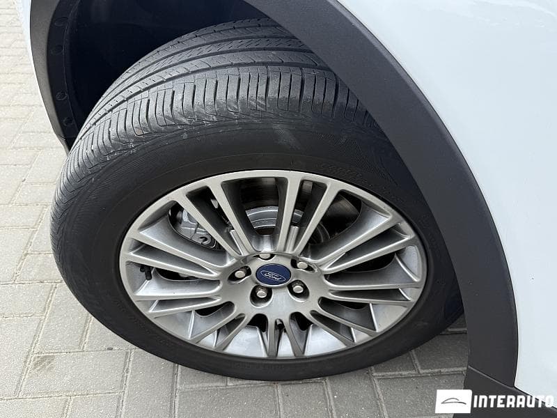 2018 Ford Kuga — Miniatură 16
