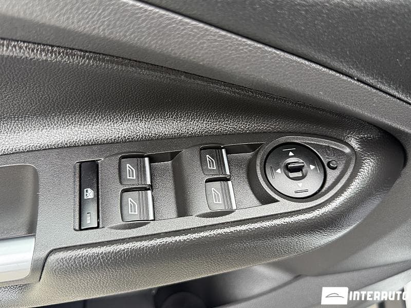 2018 Ford Kuga — Miniatură 17