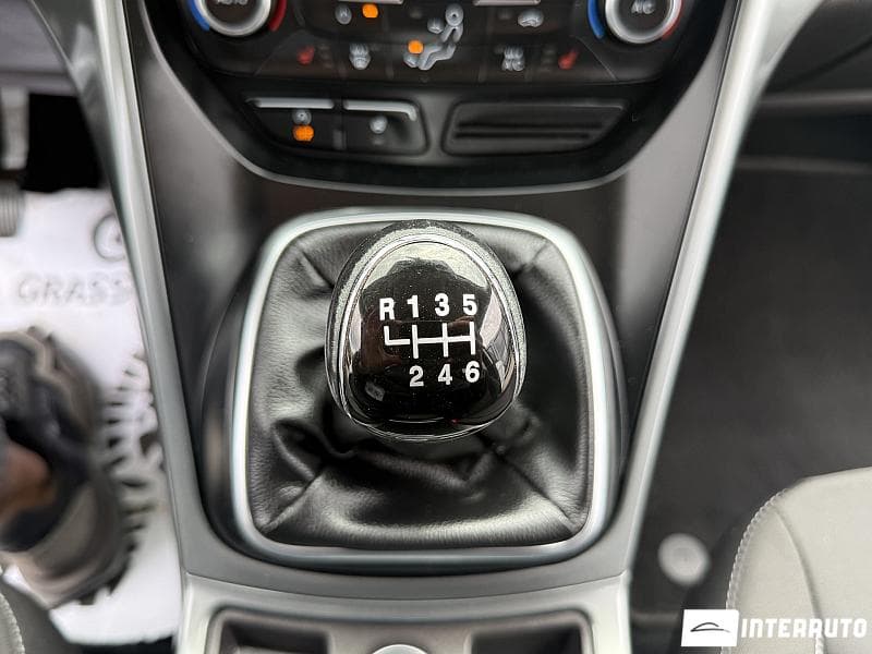 2018 Ford Kuga — Miniatură 12