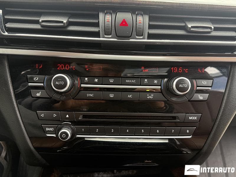 BMW X5 4.0e 2017 — Миниатюра 12
