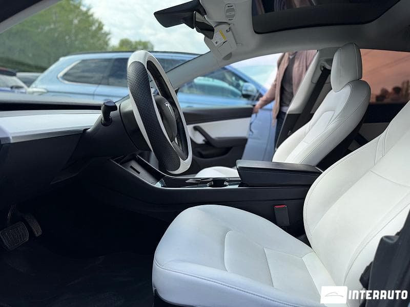 2020 Tesla Model 3 — Miniatură 7