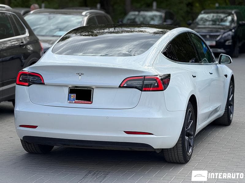 2020 Tesla Model 3 — Miniatură 2