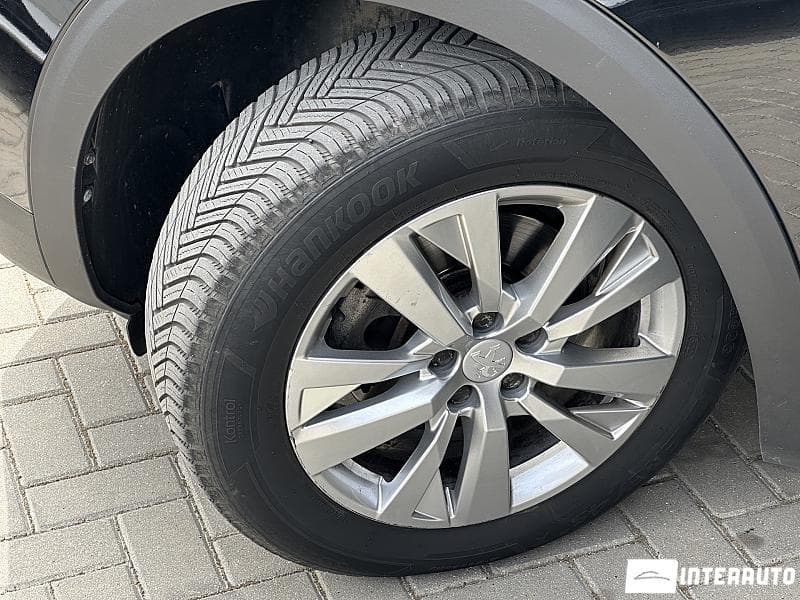2020 Peugeot 3008 — Miniatură 15