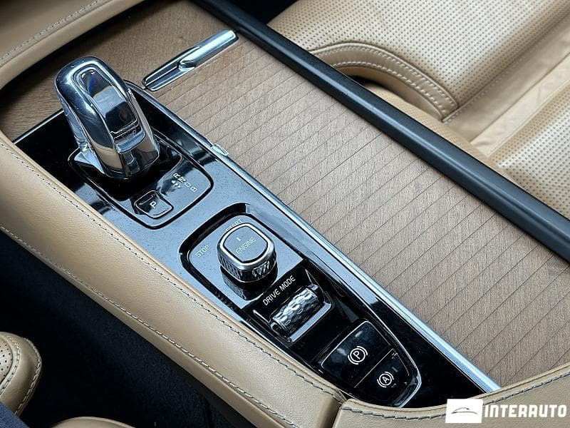 Volvo XC 90 2016 — Миниатюра 14