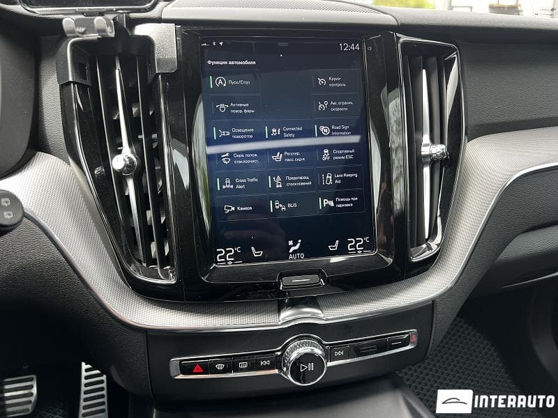 Volvo XC 60 2019 — Миниатюра 14