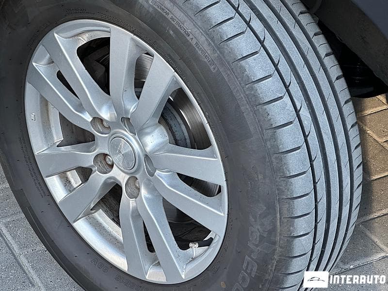 Nissan Qashqai 2011 — Миниатюра 17