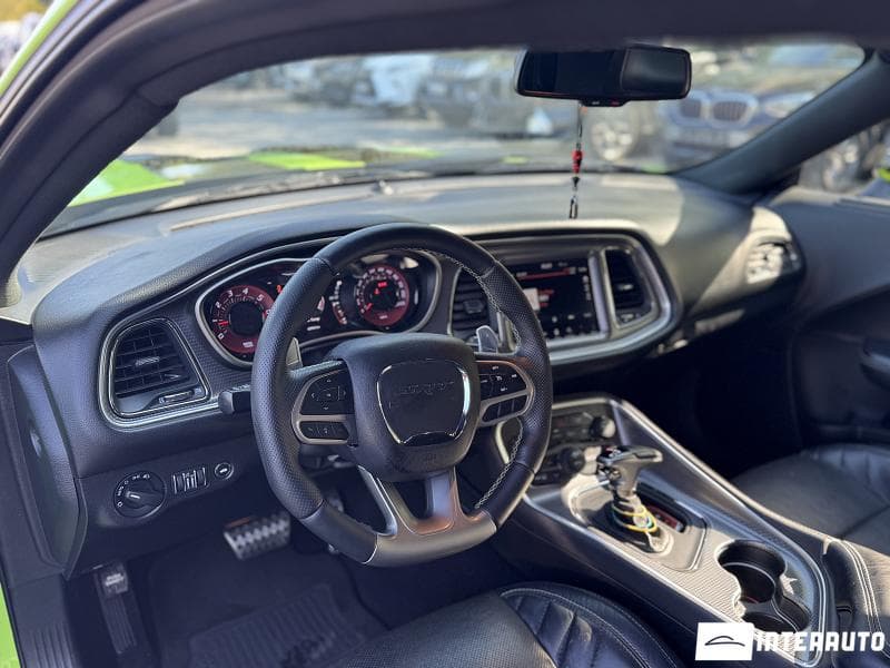 2019 Dodge Challenger — Miniatură 9