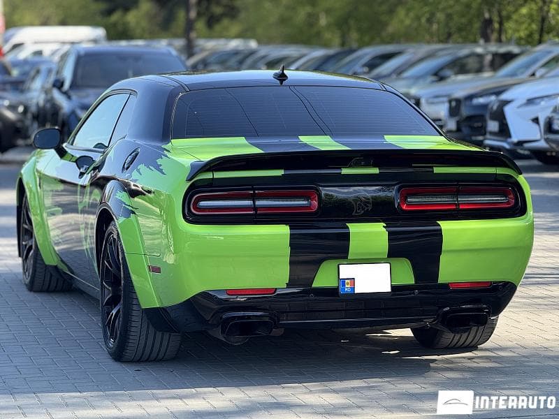 2019 Dodge Challenger — Miniatură 4