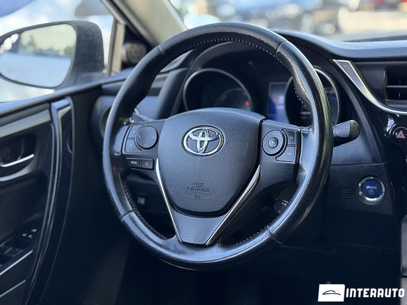 2015 Toyota Auris — Miniatură 9
