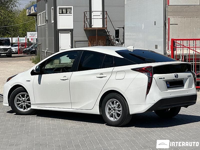 2018 Toyota Prius — Miniatură 4