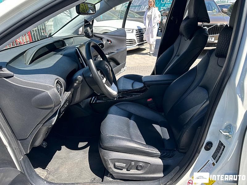 2018 Toyota Prius — Miniatură 5