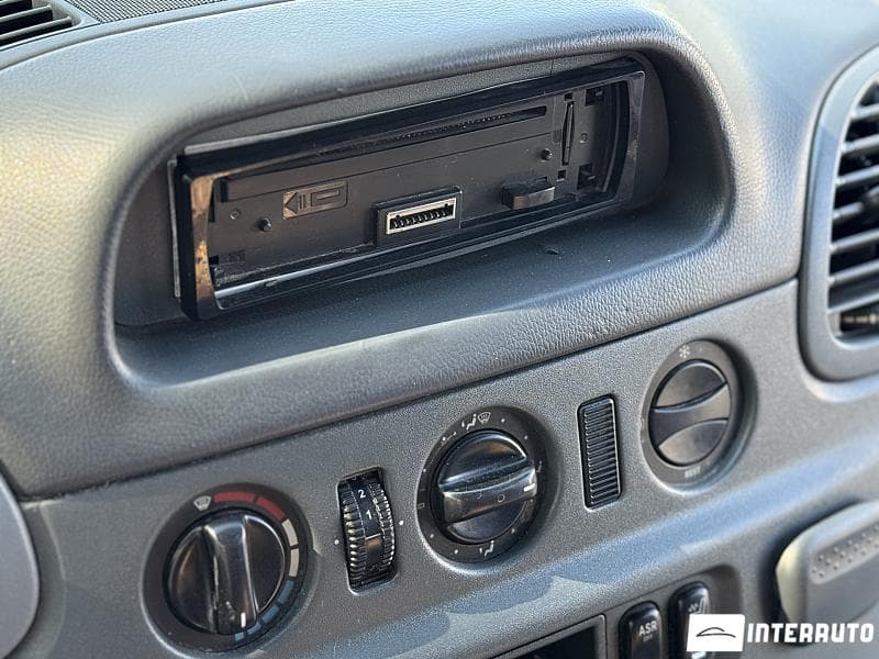 2002 Mercedes Sprinter — Miniatură 12
