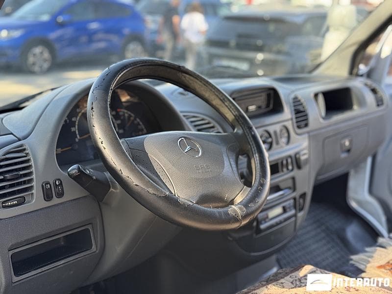 2002 Mercedes Sprinter — Miniatură 8
