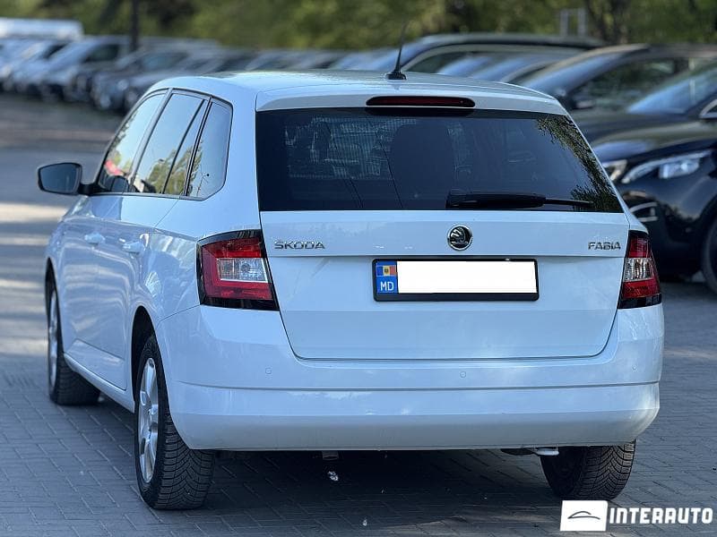 2018 Skoda Fabia — Miniatură 4