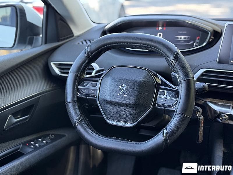 2019 Peugeot 5008 — Miniatură 9