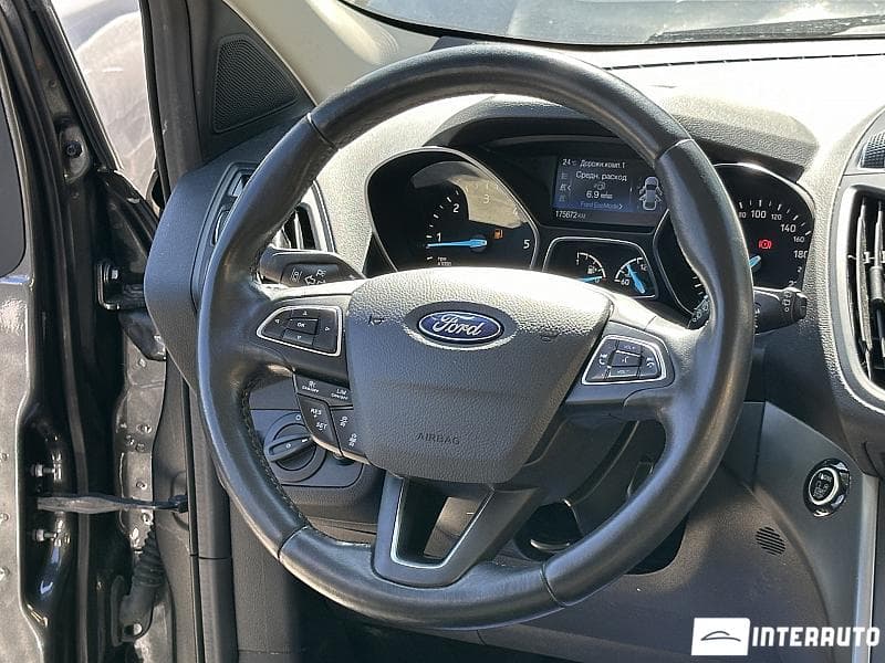 2017 Ford Kuga — Miniatură 7