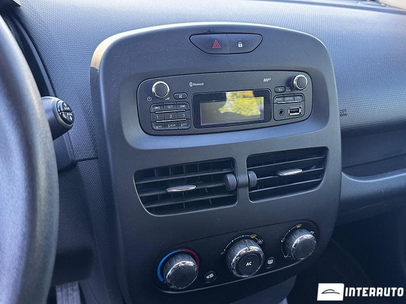 2014 Renault Clio — Miniatură 12