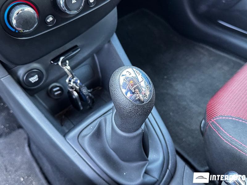2014 Renault Clio — Miniatură 13