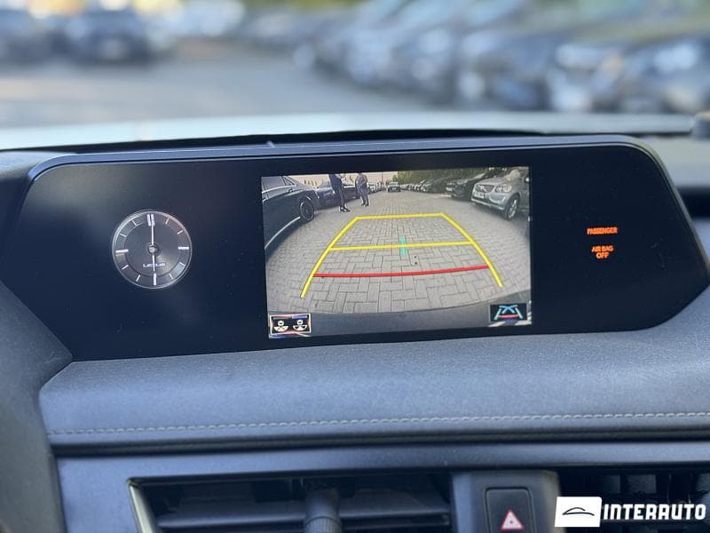 2020 Lexus UX 250h — Miniatură 11
