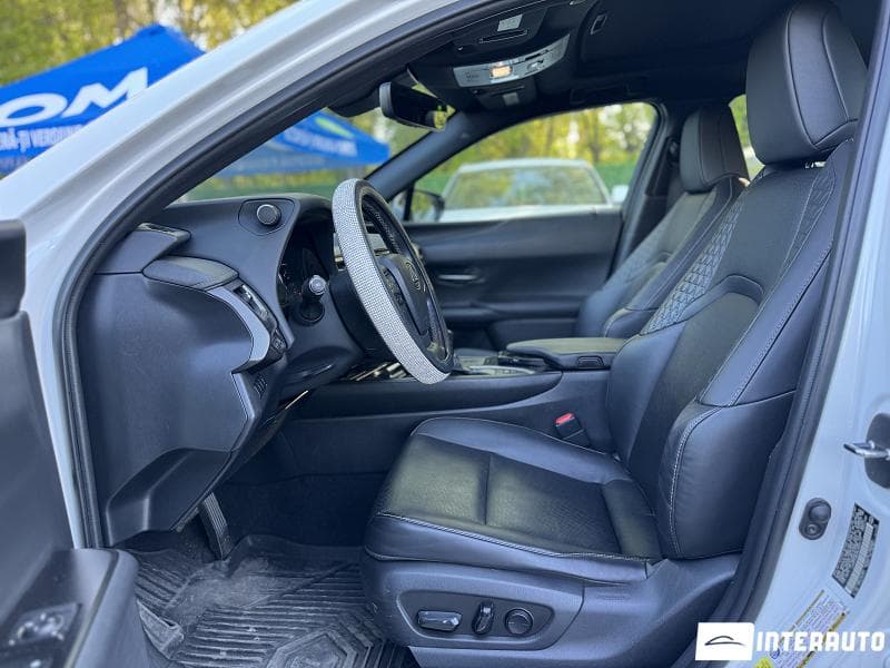 2020 Lexus UX 250h — Miniatură 5