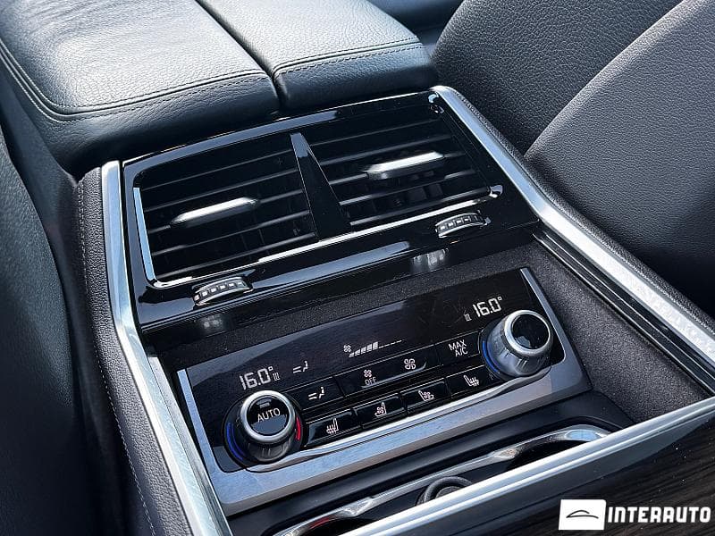 2016 BMW 740e — Miniatură 19