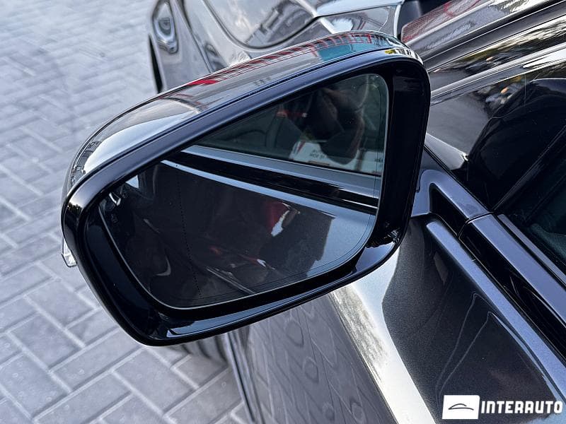 2016 BMW 740e — Miniatură 25