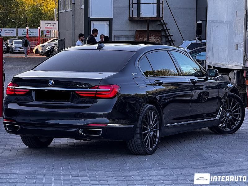 2016 BMW 740e — Miniatură 3
