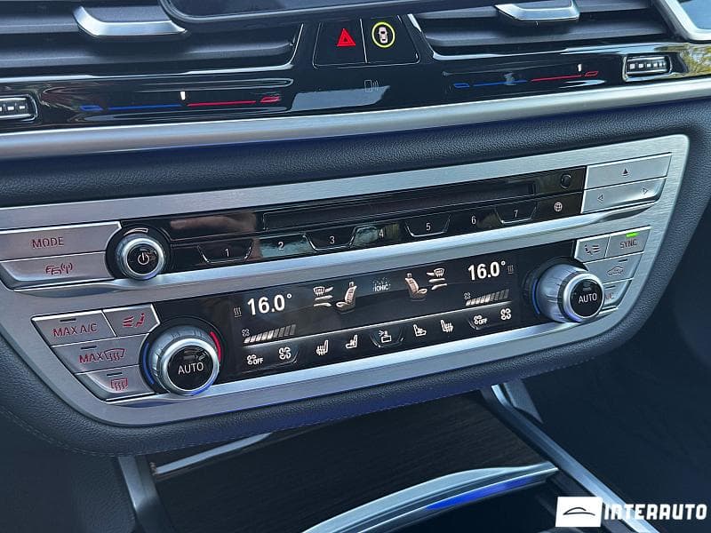 2016 BMW 740e — Miniatură 10