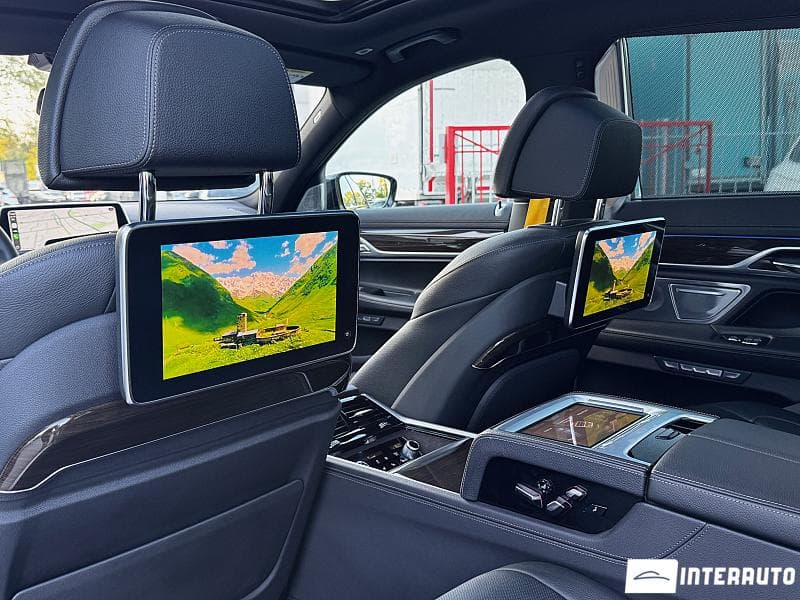 2016 BMW 740e — Miniatură 15