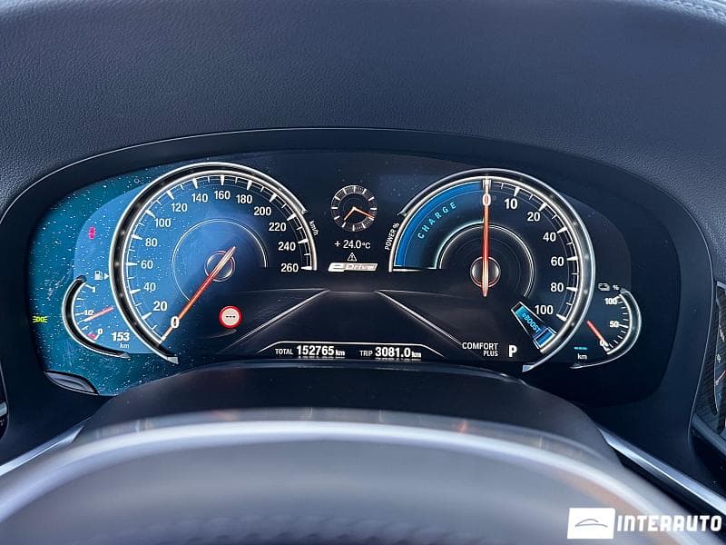 2016 BMW 740e — Miniatură 7