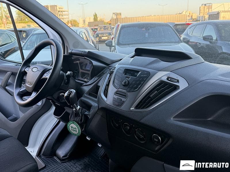 2016 Ford Transit — Miniatură 5