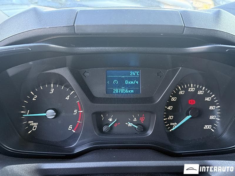 2016 Ford Transit — Miniatură 7