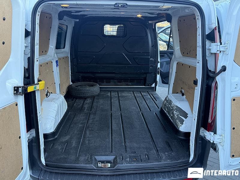 2016 Ford Transit — Miniatură 17
