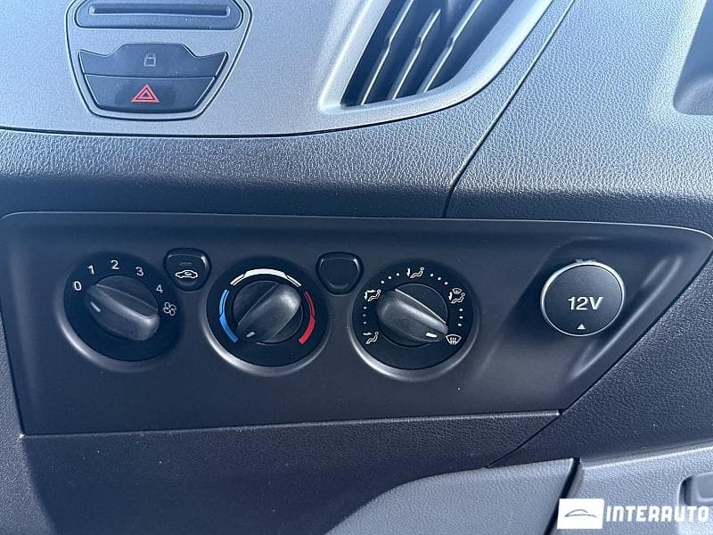 2016 Ford Transit — Miniatură 9