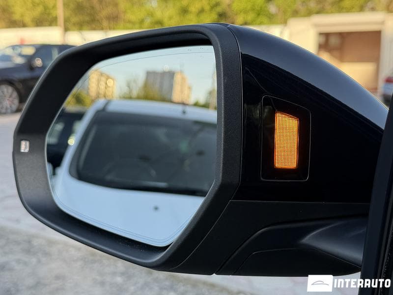 2019 Audi Q8 — Miniatură 5