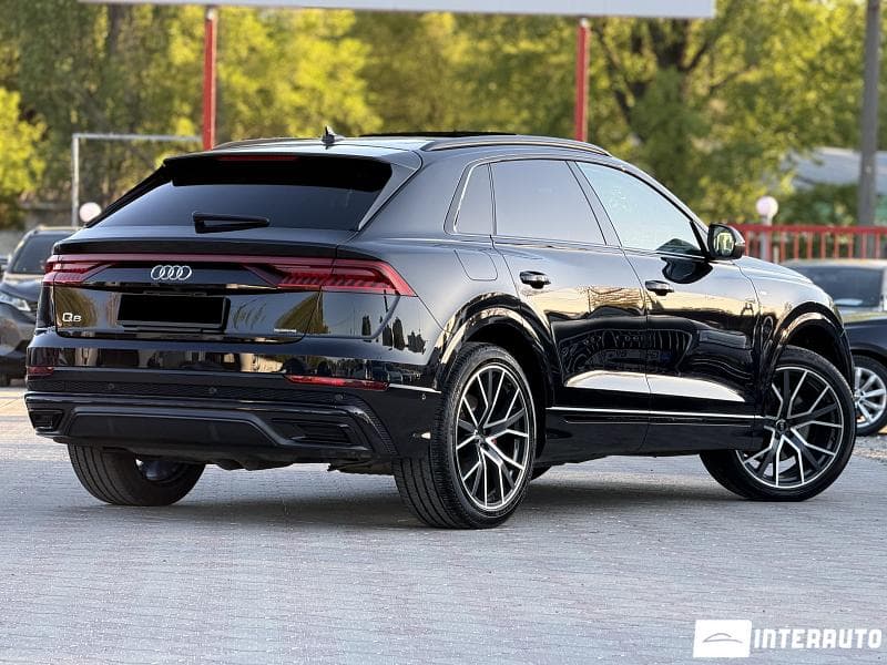 2019 Audi Q8 — Miniatură 2