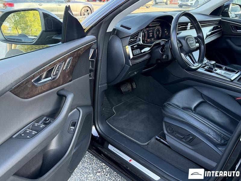 2019 Audi Q8 — Miniatură 7