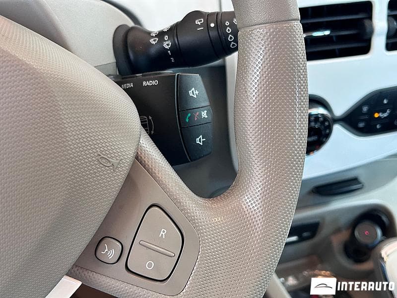 2014 Renault ZOE — Miniatură 9
