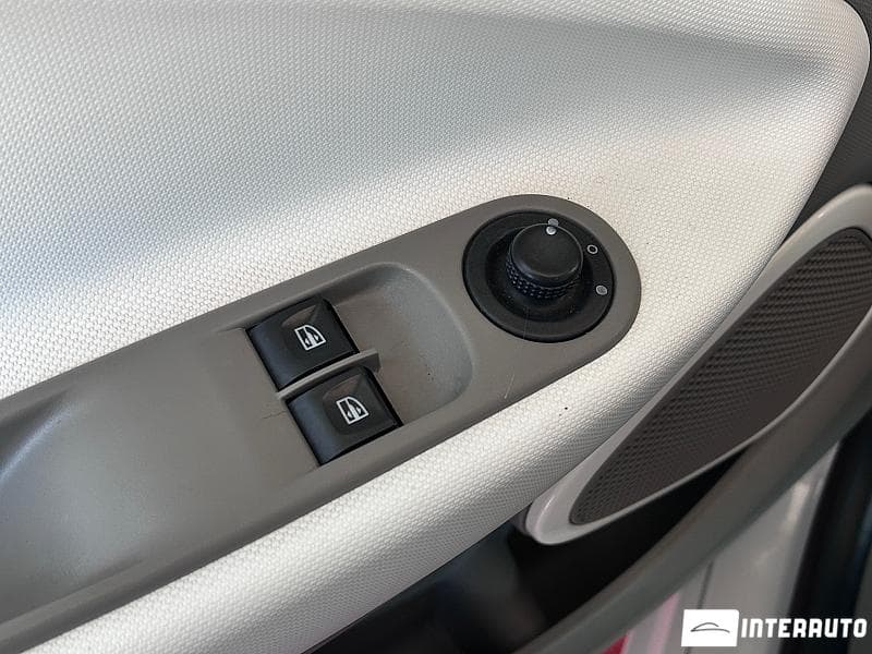 2014 Renault ZOE — Miniatură 6